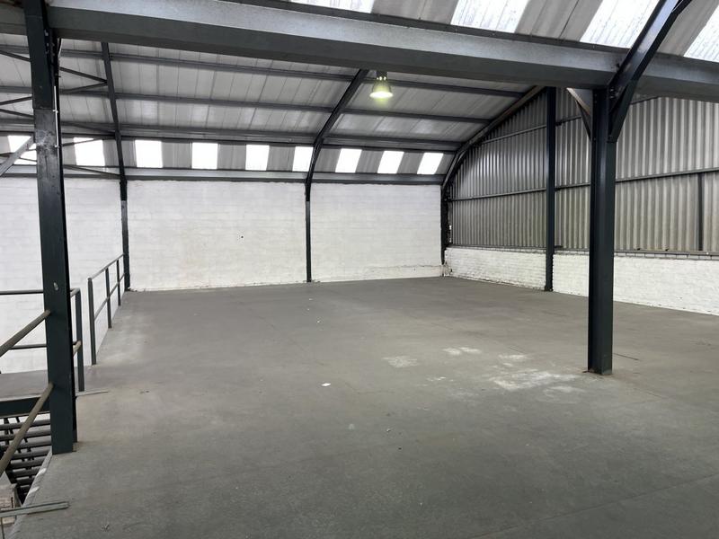 To Let commercial Property for Rent in Maitland Western Cape